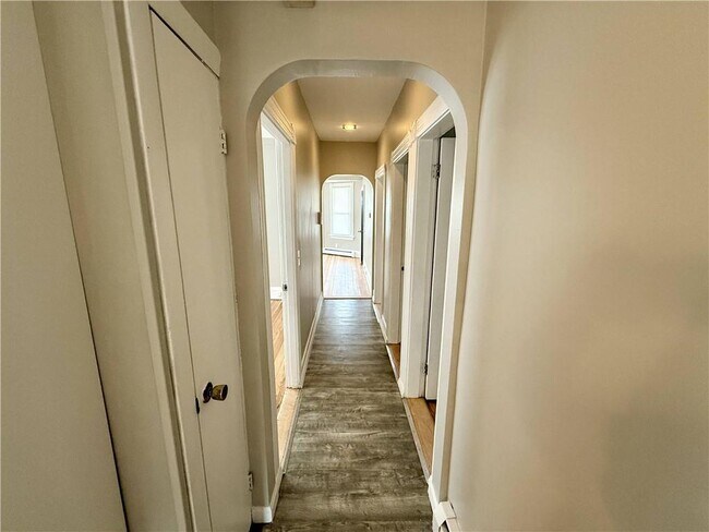 Building Photo - 41 Fruit Hill Ave