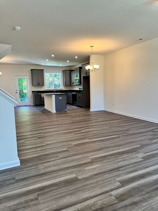 Building Photo - Brand New 3-Bedroom Townhome for Rent in The Glens at Scott Place