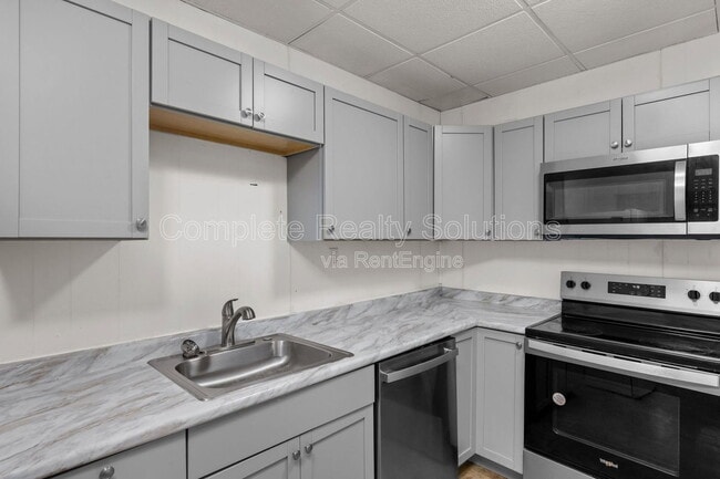 Building Photo - 2846 Wyoming St