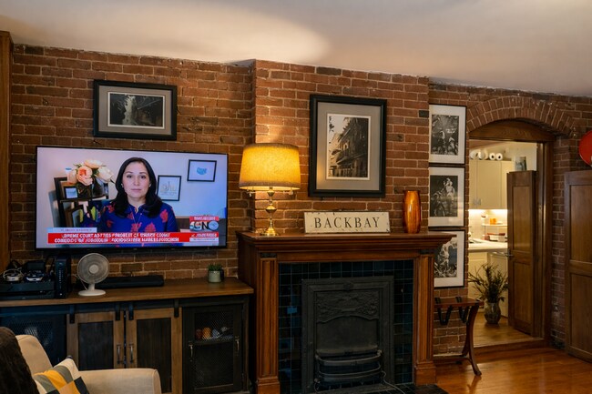 Building Photo - 178 Commonwealth Ave