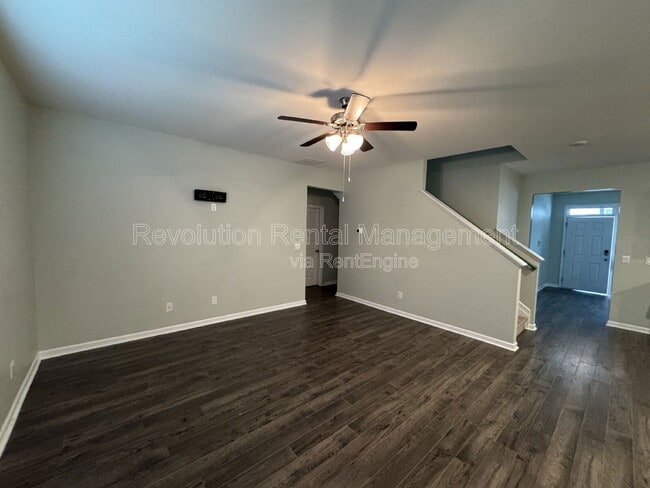 Building Photo - 83 Echo Ct