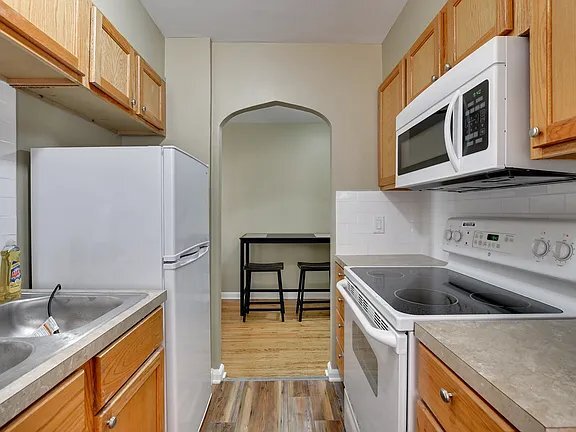 Building Photo - 4611 Wakeley St