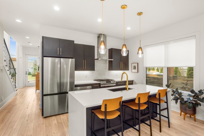 Building Photo - 2210 14th Ave N