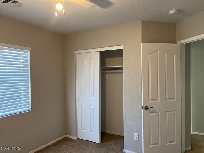Building Photo - 8037 Peaceful Village Pl