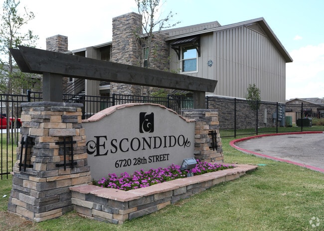 Building Photo - Escondido Apartments