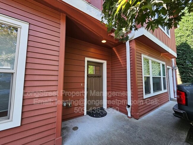 Building Photo - 4411 NE Killingsworth St