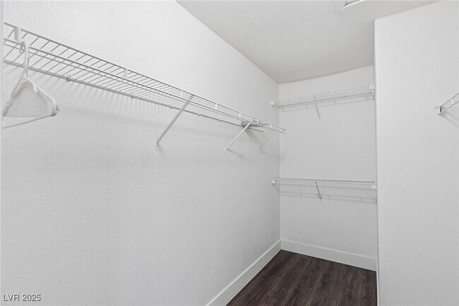 Building Photo - 3185 Castle Canyon Ave