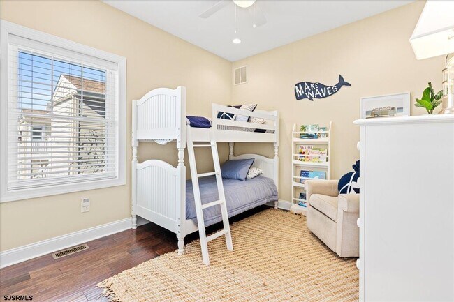 Building Photo - 16 S Decatur Ave