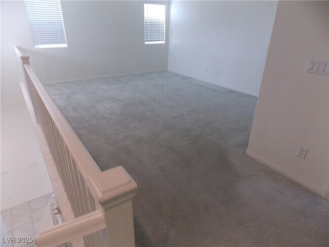 Building Photo - 160 Lilt Ave