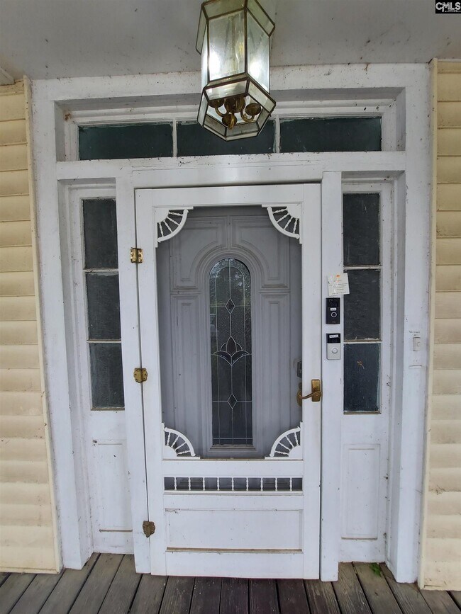 Building Photo - 3805 Lamar St