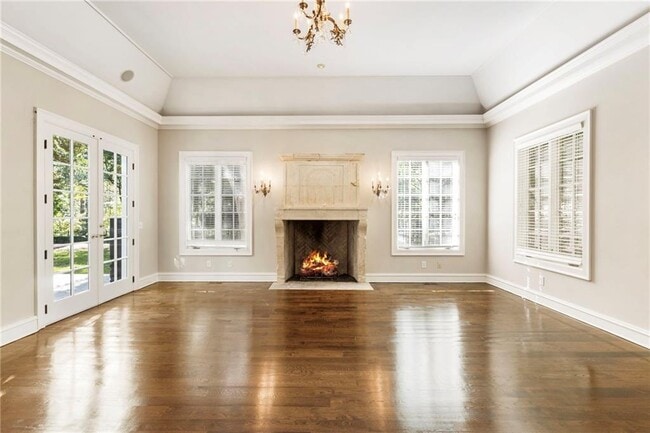 Building Photo - 2485 W Wesley Rd NW