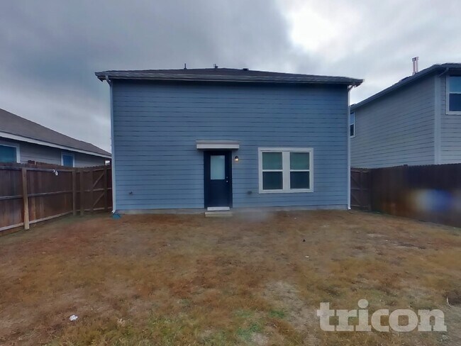 Building Photo - 5632 McClelland St