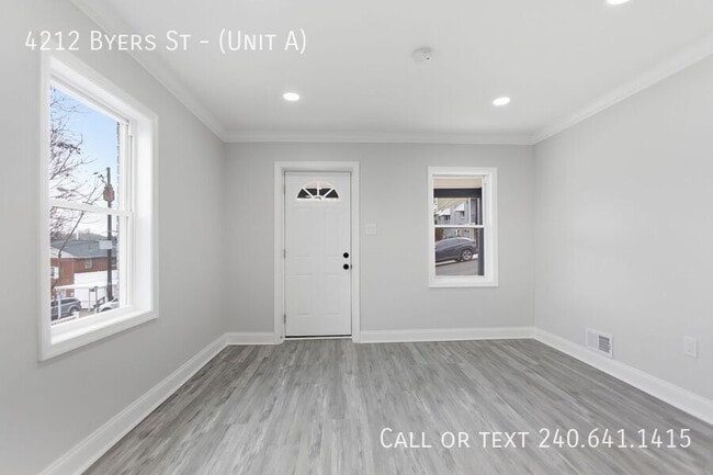 Building Photo - 4212 Byers St