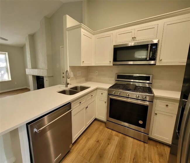 Building Photo - 4306 Bonnell Vista Cove