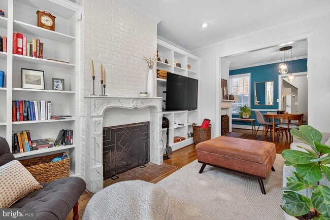 Building Photo - 220 N Patrick St