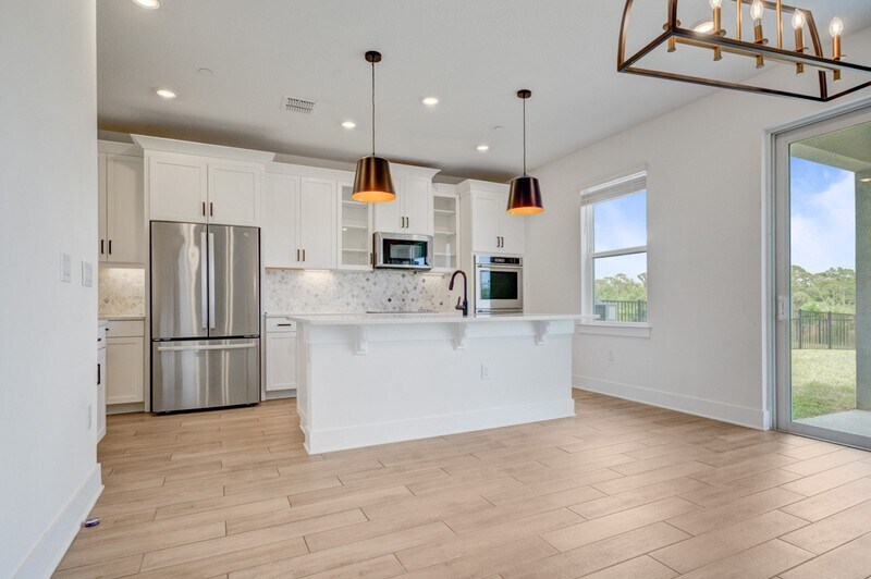 Building Photo - 534 Sun Chaser Dr