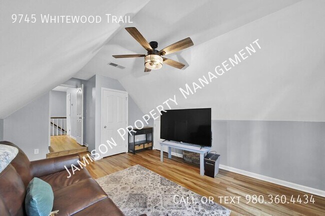Building Photo - 9745 Whitewood Trail