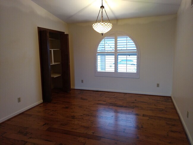 Building Photo - 15619 E Palisades Blvd