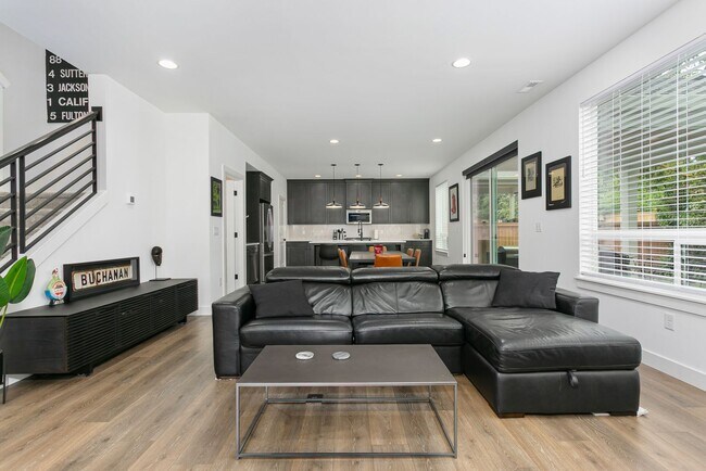 Building Photo - 10412 87th Ave Ct SW