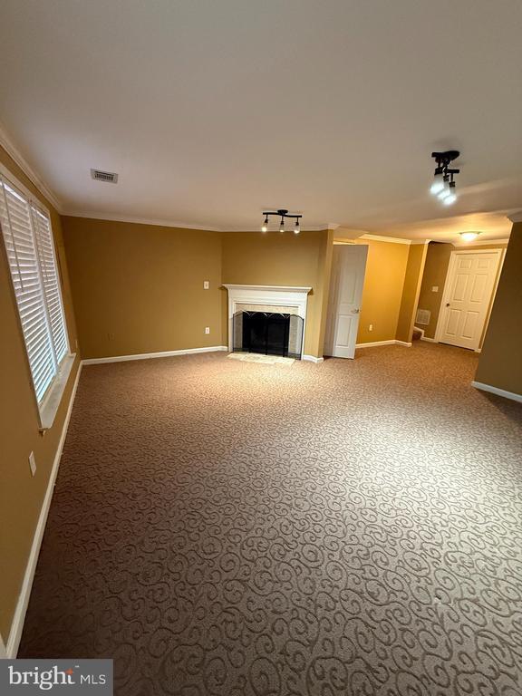 Building Photo - 4221 Devonwood Way