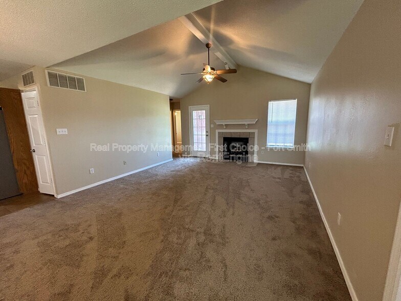 Building Photo - 775 Mt Harmony Rd