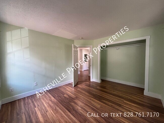 Building Photo - 73 Creeks End Cir