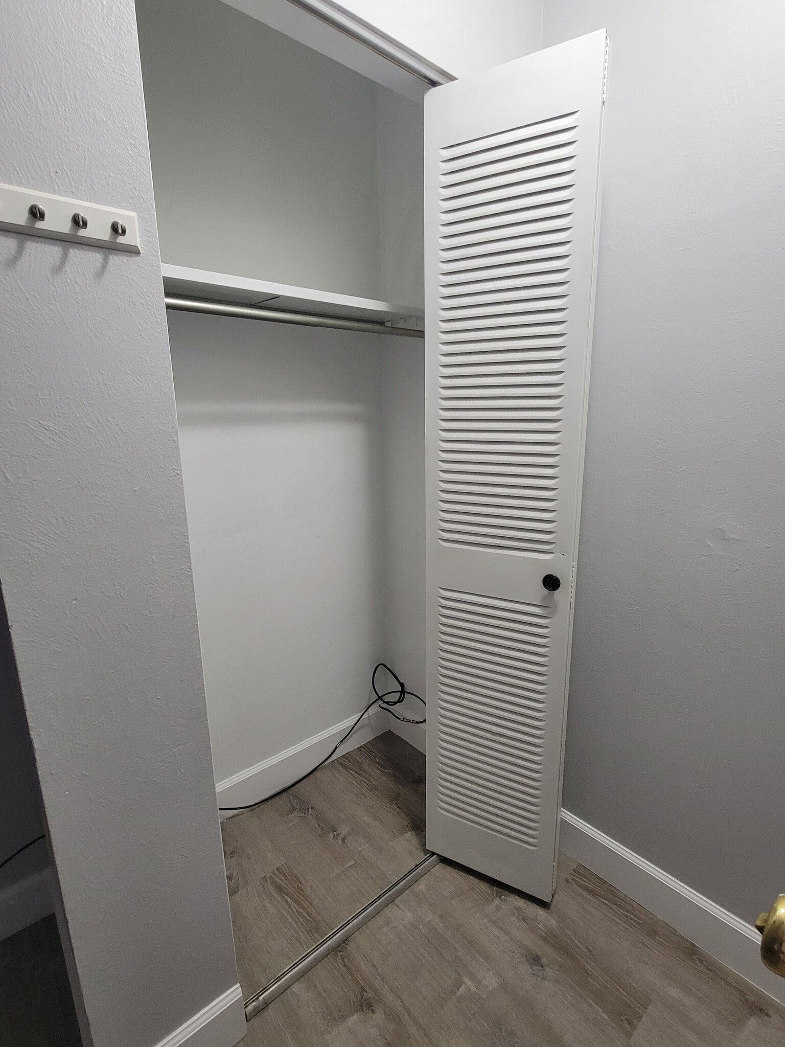 Entry Closet - 3663 S Sheridan Blvd
