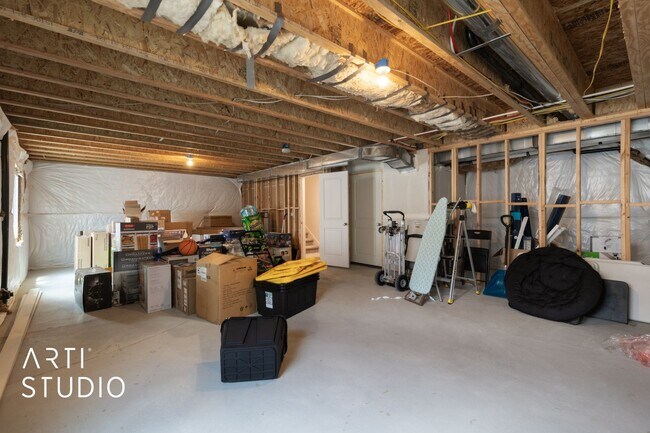 Building Photo - 2577 N Velvet Moon Dr