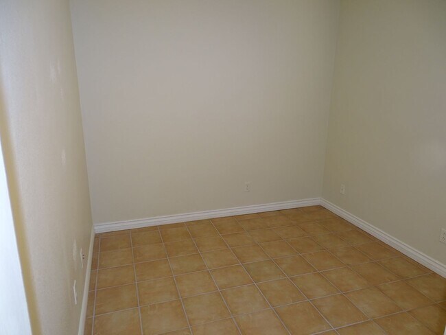 Building Photo - 3 bedroom home in SOUTH SUMMERLIN