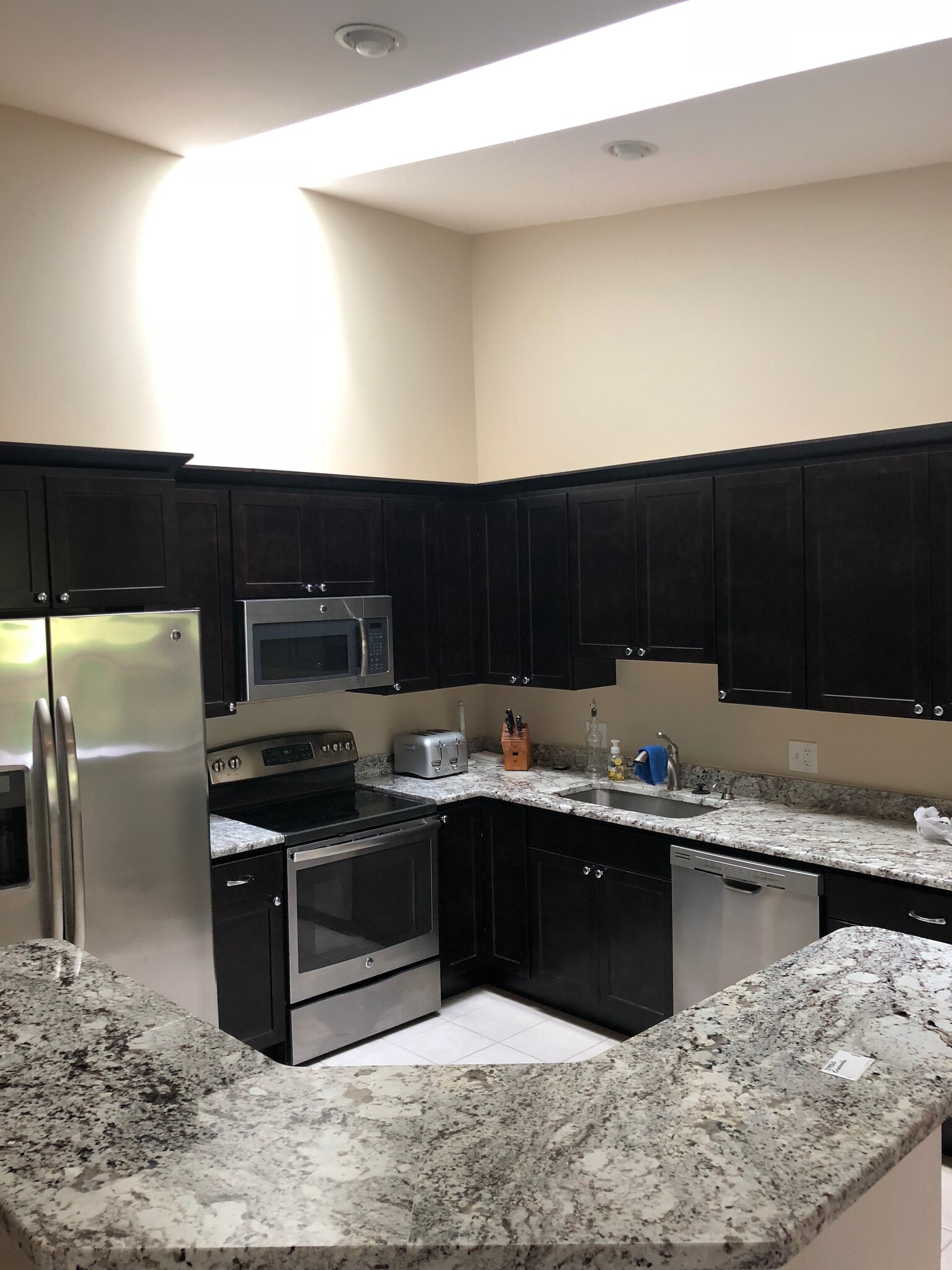 beautiful kitchen - 39930 Crosswinds Rd