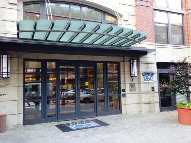 Building Photo - 1021 N Garfield St