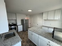 Building Photo - 1826 Pierce St NE