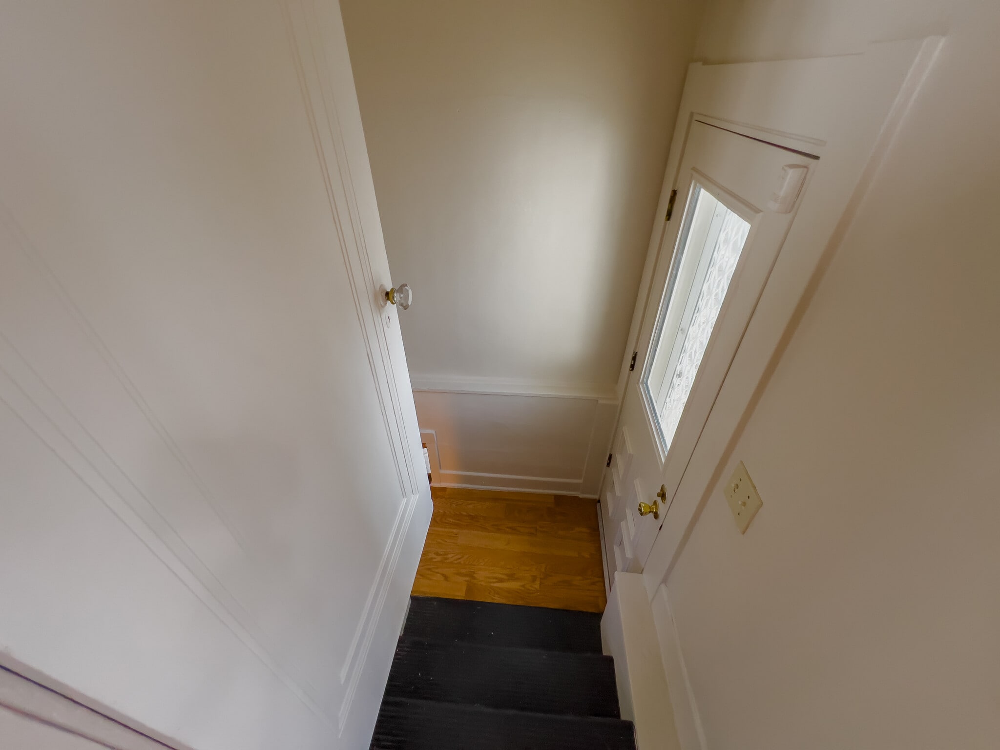 Building Photo - 464 Shasta Dr