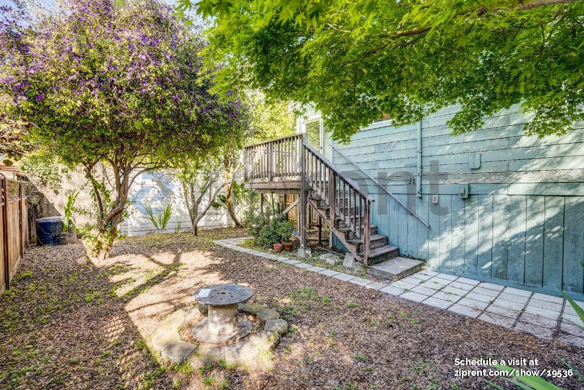 Building Photo - 965 56th St