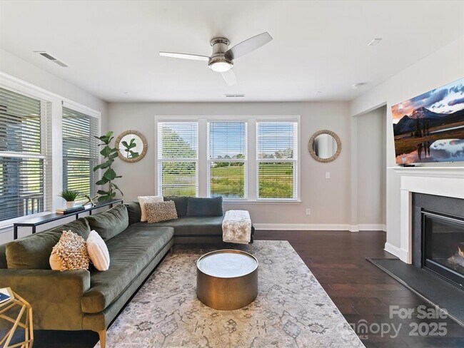 Building Photo - 9528 Horsebit Ln