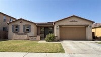 Building Photo - 9549 Seasons Dr