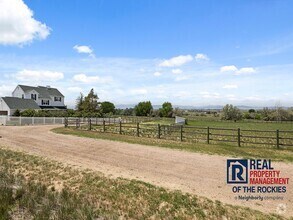 Building Photo - Recently Remodeled Large Home on 9.25 Acre...