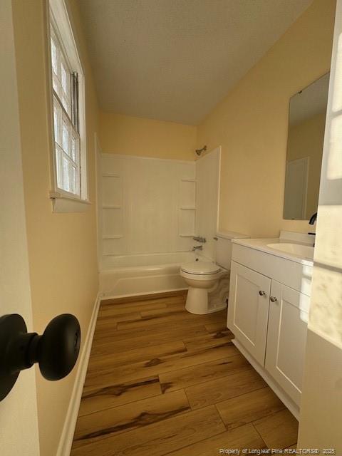 Building Photo - 480 Santa Fe Dr