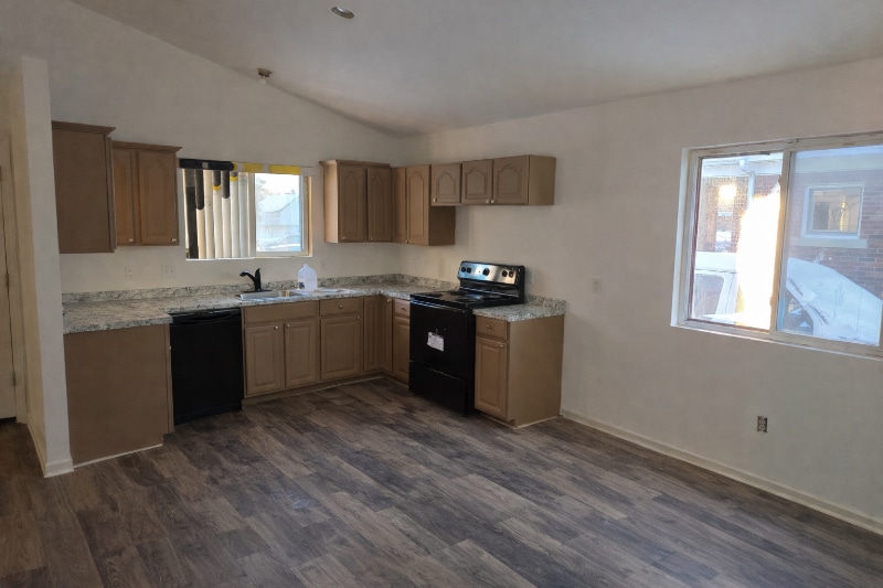 Building Photo - 17541 E 10 Mile Rd