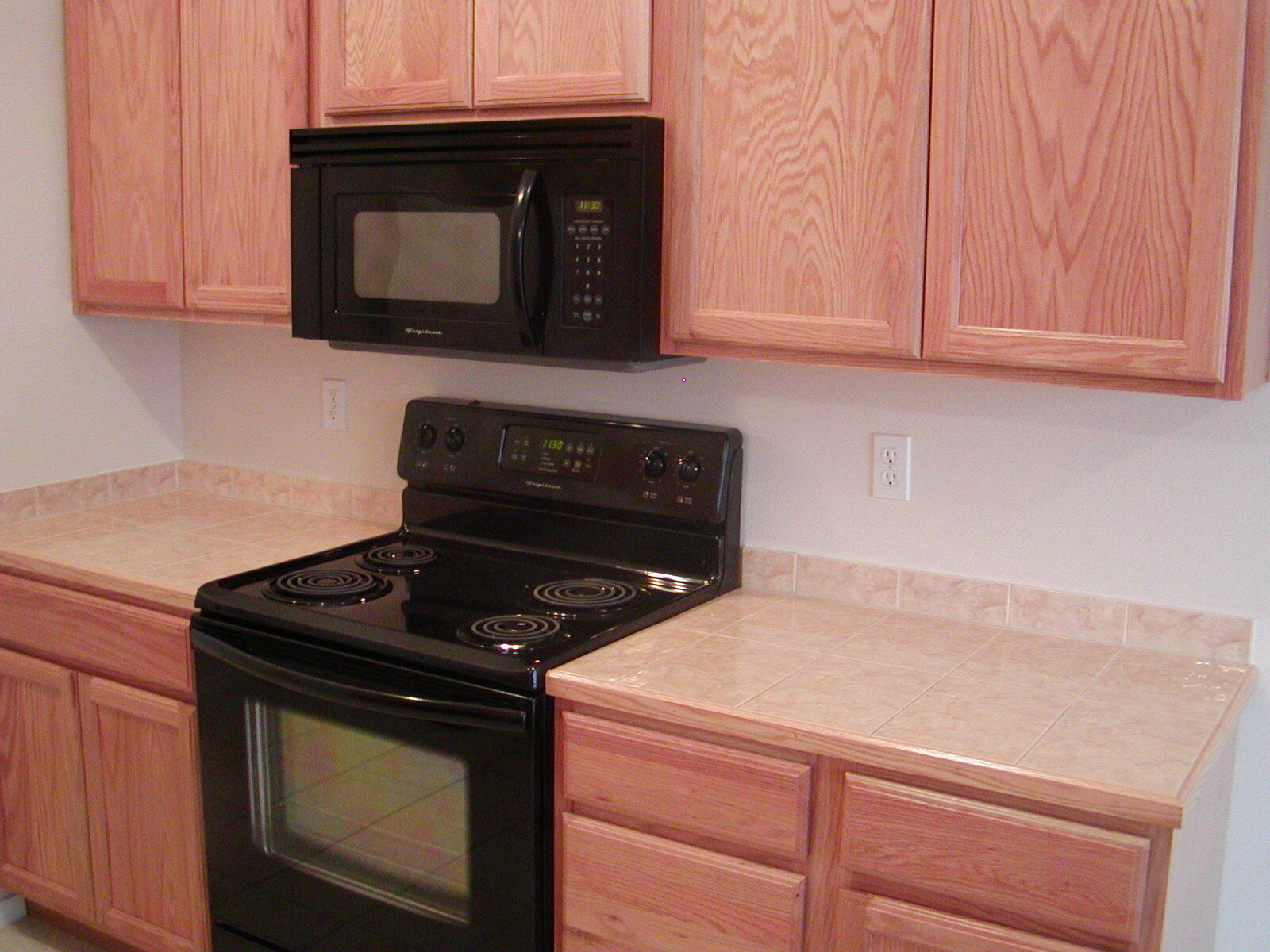 Building Photo - 312 G St SW #A