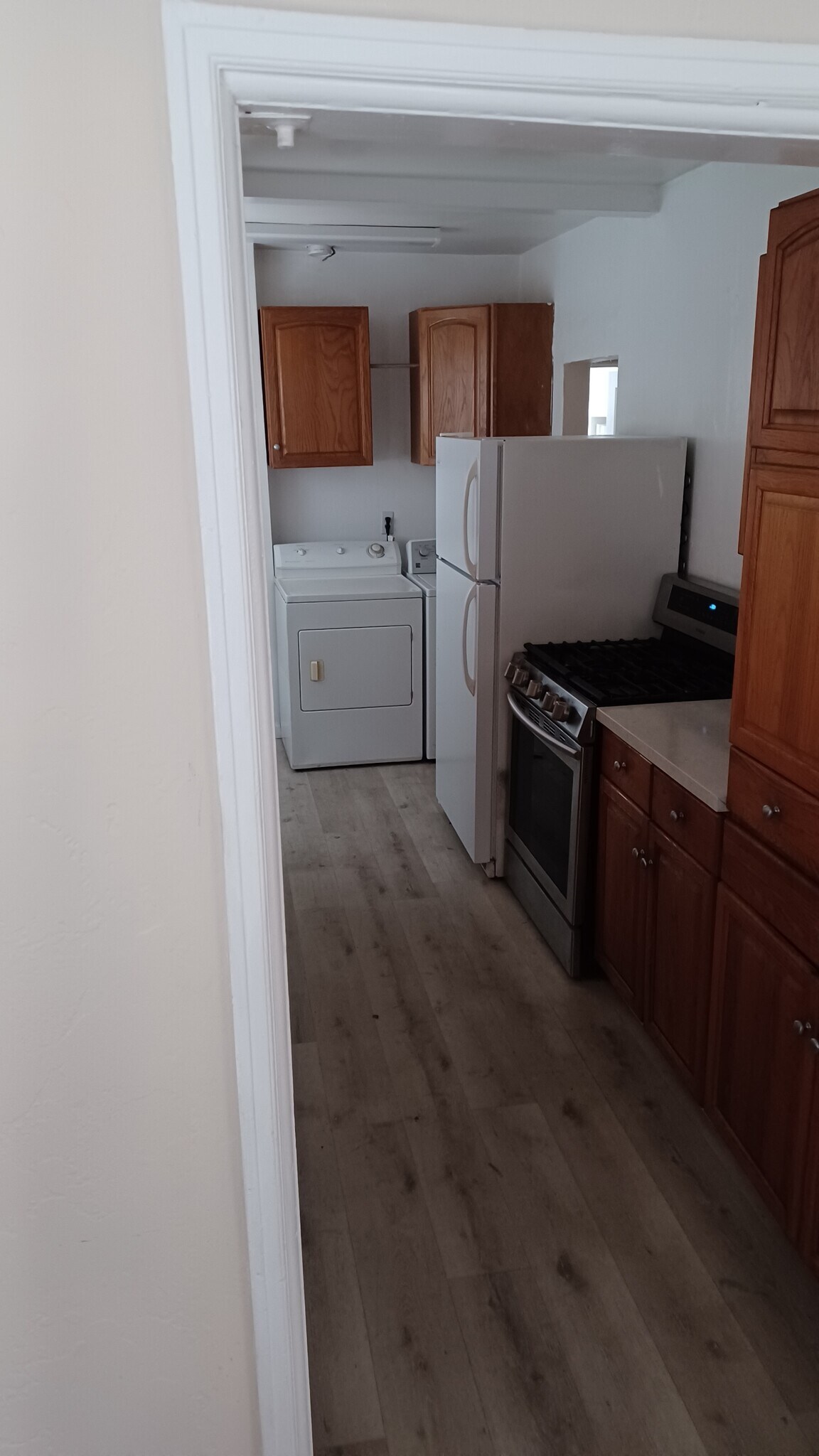 Building Photo - 4567 Marlborough Dr