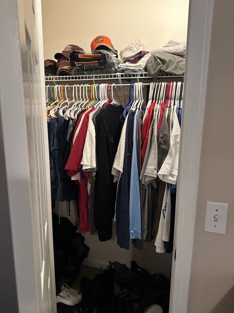 Closet - 3130 Achey Dr