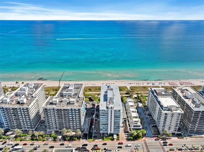 Building Photo - 9511 Collins Ave