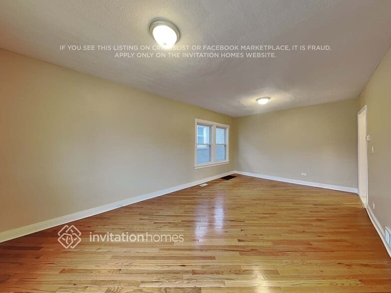 Building Photo - 2728 Wesley Ave