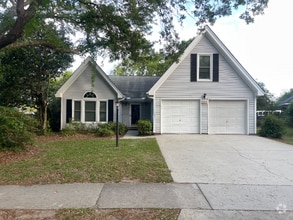 Building Photo - 989 Portabella Ln