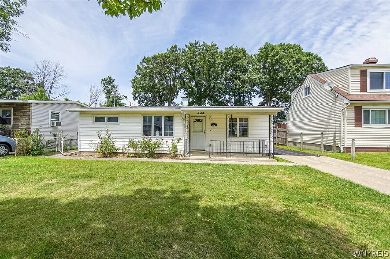 Building Photo - 222 Dupont Ave