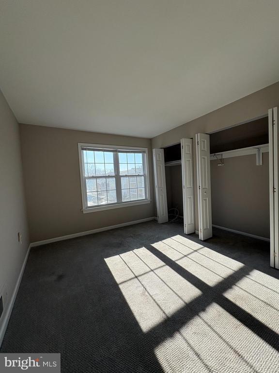 Building Photo - 3 Hemlock Ct