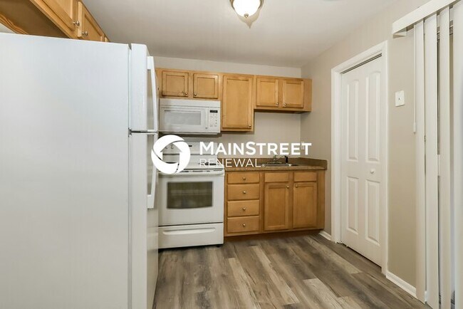 Building Photo - 2 Bedroom Pet-Friendly Home in North Palm ...