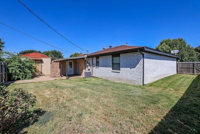 Building Photo - 7303 Calumet Pl