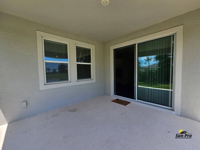Building Photo - 379 Birkdale Dr